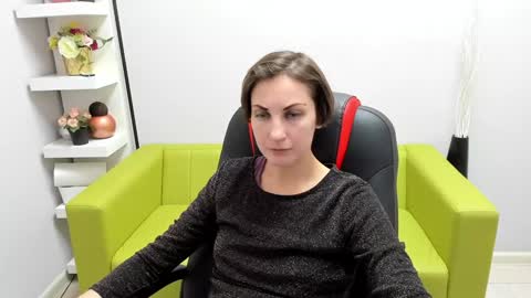 Aurora online show from December 16, 2024, 5:11 pm