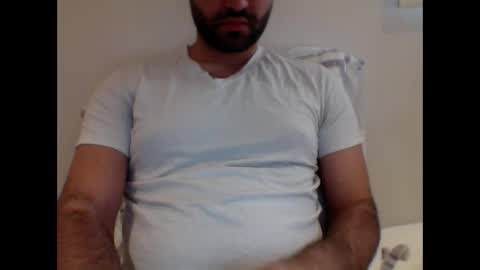 Snapshot of aussie099 chatting on December 7, 2024, 7:05 am aussie099 online show from December 7, 2024, 7:05 am