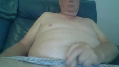 Snapshot of aussie1955 chatting on December 3, 2024, 7:44 pm aussie1955 online show from December 3, 2024, 7:44 pm