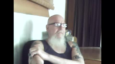 Snapshot of aussie44 chatting on March 4, 2026, 1:00 am aussie4inch online show from March 4, 2026, 1:00 am