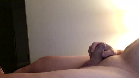 Snapshot of aussie_fatcock chatting on February 27, 2025, 1:17 pm Aussie fatcock online show from February 27, 2025, 1:17 pm