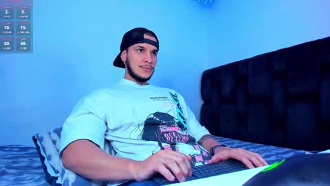 Snapshot of austin_curry chatting on December 12, 2024, 2:26 am A online show from December 12, 2024, 2:26 am