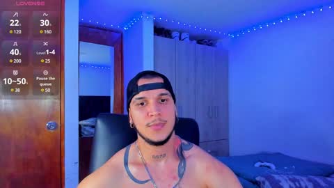 Snapshot of austin_curry chatting on February 26, 2025, 8:48 am A online show from February 26, 2025, 8:48 am