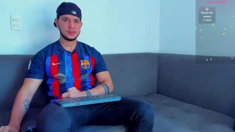 Snapshot of austin_curry chatting on October 13, 2025, 9:15 pm A online show from October 13, 2025, 9:15 pm