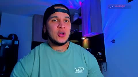 A online show from April 6, 2026, 10:11 pm