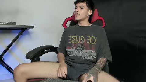 Austin online show from September 17, 2025, 8:32 pm