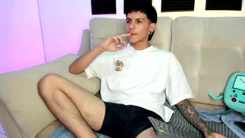 Austin online show from April 14, 2026, 7:31 pm