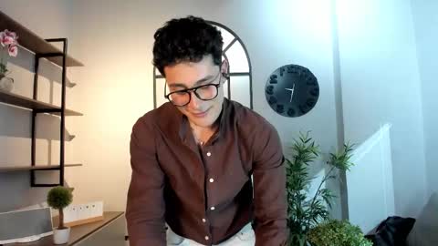 Austin  online show from October 6, 2025, 8:39 pm