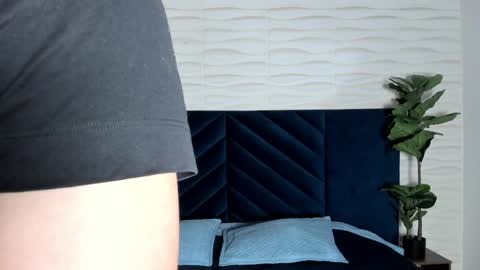 Austin  online show from April 6, 2026, 7:26 pm