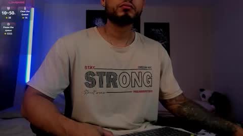 AustinTorres  online show from October 27, 2025, 8:35 pm