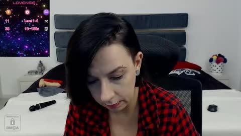 AutumnOpal online show from September 14, 2025, 9:14 pm