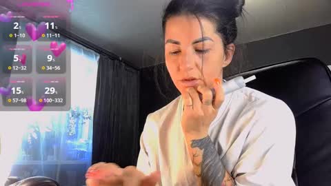 Ava online show from February 27, 2025, 11:20 am