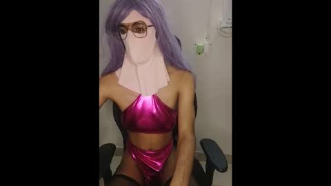 Badgirl trans69 online show from May 24, 2026, 5:18 pm