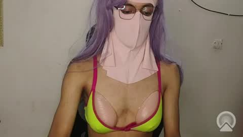 Badgirl trans69 online show from June 29, 2026, 5:02 pm