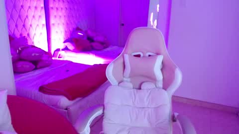 AVA online show from February 12, 2026, 1:28 pm