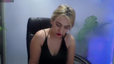    online show from December 6, 2024, 11:00 am