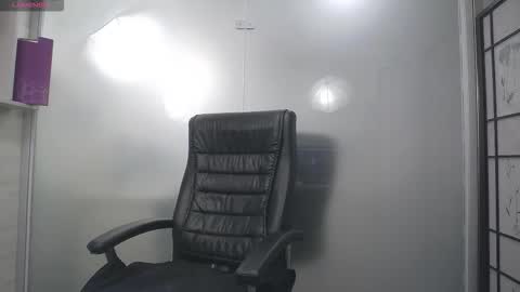    online show from February 3, 2026, 6:40 am