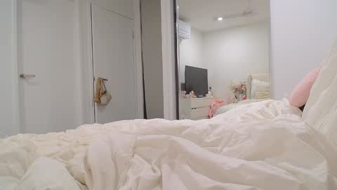 Ava Brooks online show from October 27, 2025, 9:41 pm