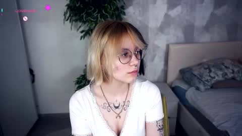 Snapshot of avaobierne chatting on February 13, 2026, 6:48 pm avaobierne online show from February 13, 2026, 6:48 pm