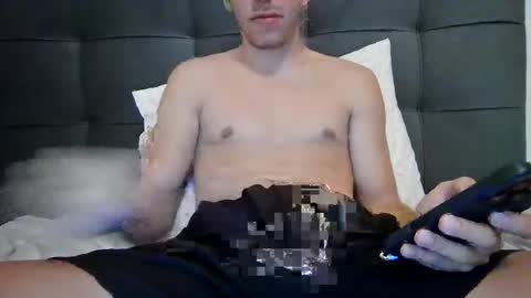 Avarageeuropeguy online show from September 17, 2025, 7:21 am