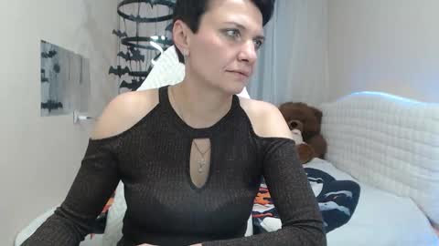 avasaturnian online show from October 10, 2025, 1:21 pm