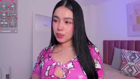 Snapshot of avascott_ chatting on October 7, 2025, 5:32 pm Ava online show from October 7, 2025, 5:32 pm