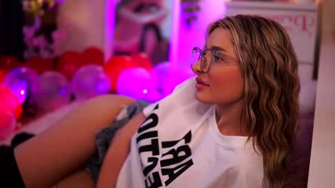 Carina online show from February 13, 2025, 5:58 am