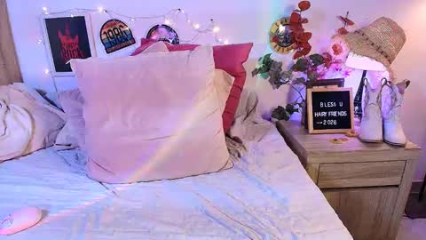 Sara    0n1y F4ns sara2786  online show from April 24, 2026, 3:58 pm