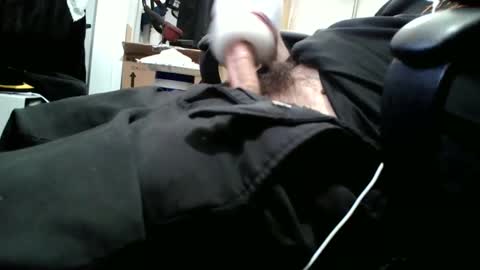 averagecharles757569 online show from October 17, 2025, 8:44 pm