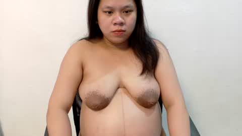 Snapshot of avery_7 chatting on December 18, 2025, 4:18 am avery_7 online show from December 18, 2025, 4:18 am