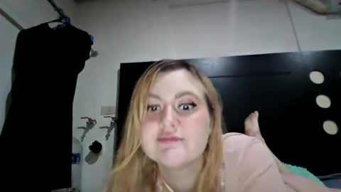 Avery Doll online show from June 15, 2026, 1:30 am