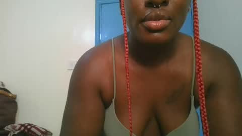 avian_babe1 online show from June 16, 2026, 1:25 pm