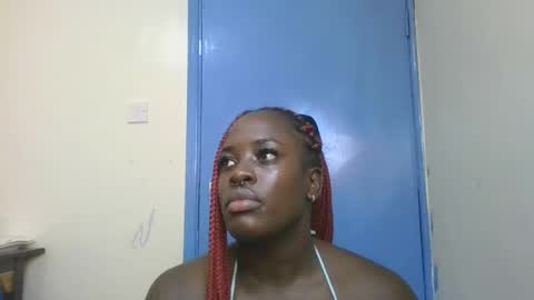 avian_babe1 online show from June 18, 2026, 9:14 am