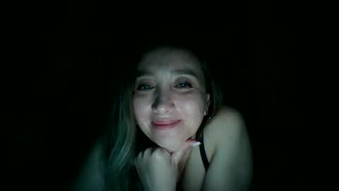 Snapshot of avinelra chatting on March 30, 2026, 4:30 pm avinelra online show from March 30, 2026, 4:30 pm