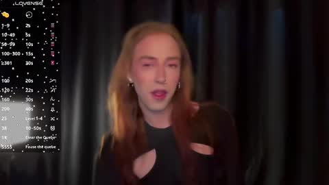 avril_pearly_ online show from April 21, 2026, 11:16 am