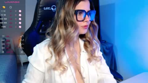 Avrill Morgan online show from April 5, 2026, 8:28 pm