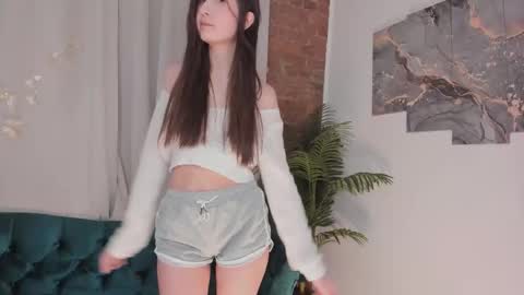 Avrora online show from February 6, 2026, 7:39 pm