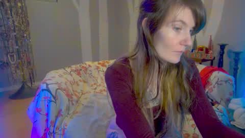 Snapshot of awesomeblossommm chatting on January 15, 2026, 2:05 am awesomeblossommm online show from January 15, 2026, 2:05 am