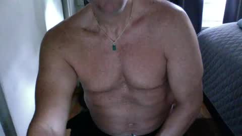 Snapshot of awesomei chatting on August 2, 2026, 5:33 pm NewYorker32 online show from August 2, 2026, 5:33 pm