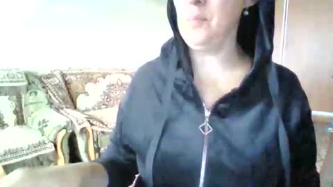 awesomeladyy online show from October 17, 2025, 8:17 am