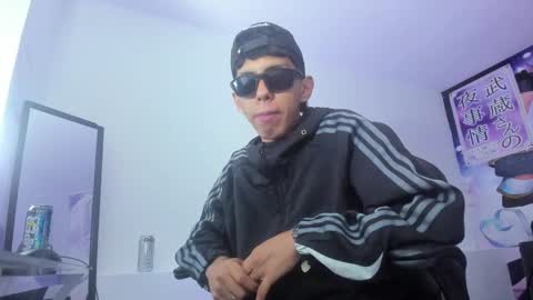 Axel online show from September 20, 2025, 1:34 pm