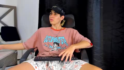 Axel cifer online show from January 30, 2025, 8:10 pm