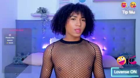 AXEL  online show from June 11, 2026, 7:01 pm