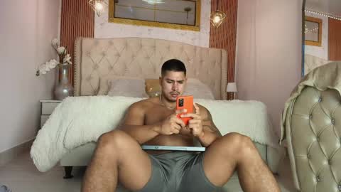 Axel Daviss online show from April 23, 2026, 4:42 pm