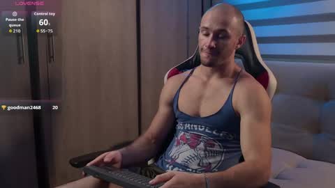 Axel Fairchaild online show from April 17, 2026, 12:08 pm