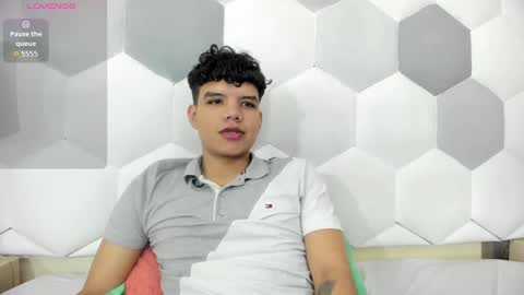 Axel Forte online show from November 8, 2025, 1:22 pm