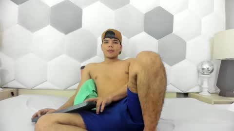 Axel Forte online show from November 18, 2025, 2:43 pm