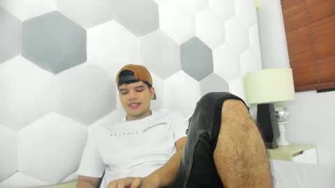 Snapshot of axel_forte chatting on February 28, 2026, 1:23 pm Axel Forte online show from February 28, 2026, 1:23 pm