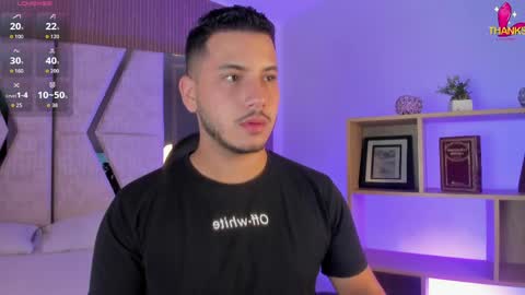 axel_grey_ online show from June 3, 2026, 12:41 pm