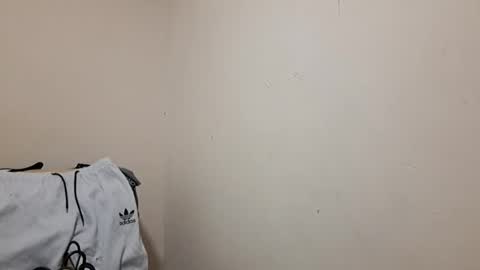 axel_rosse2 online show from December 14, 2025, 6:56 pm